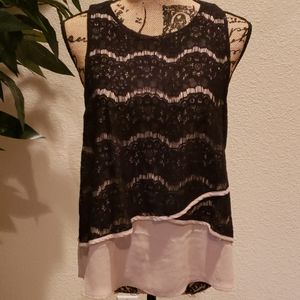 Monteau LA Black Lace & Tan Top